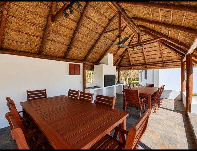 BUSINESS FOR SALE IN DIE HOEWES